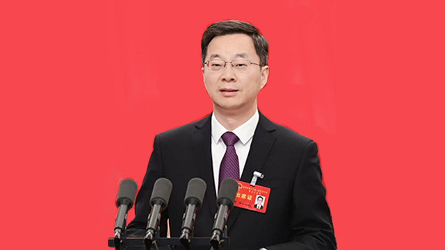 笃行不怠勇攀登 扬帆破浪启新程——《政府工作报告》